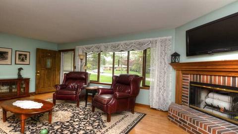 8 Sunset Ln, Algonquin, IL 60102 photo 11