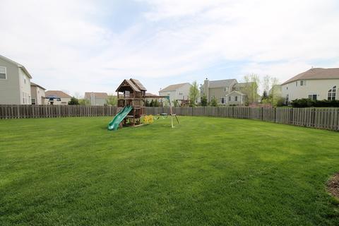 575 Waterford Rd, Elgin, IL 60124 photo 28