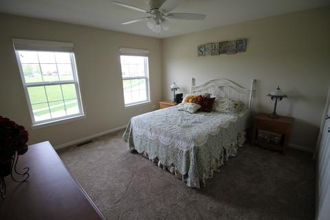 575 Waterford Rd, Elgin, IL 60124 photo 17