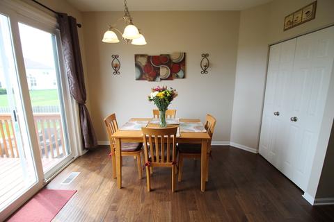 575 Waterford Rd, Elgin, IL 60124 photo 7