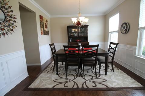 575 Waterford Rd, Elgin, IL 60124 photo 4