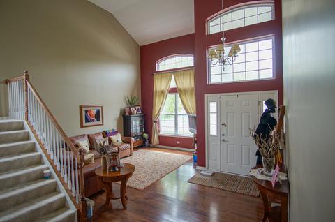 2146 W Silverleaf Ln, Addison, IL 60101 photo 4