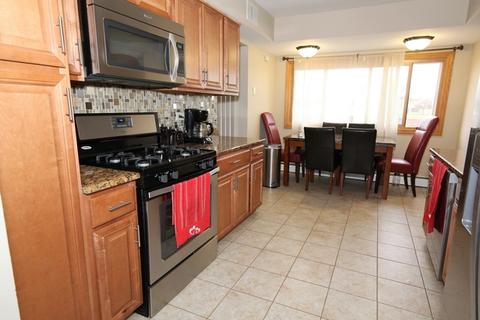 930 Blaze Trl, Wheeling, IL 60090 photo 7