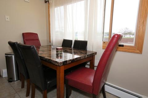 930 Blaze Trl, Wheeling, IL 60090 photo 10