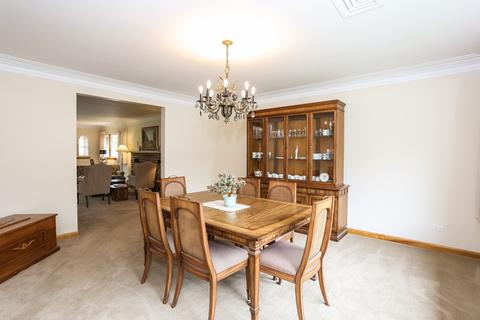 8633 Parkview Ave, Brookfield, IL 60513 photo 9
