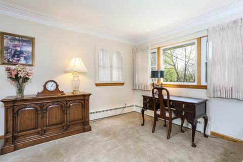 8633 Parkview Ave, Brookfield, IL 60513 photo 6