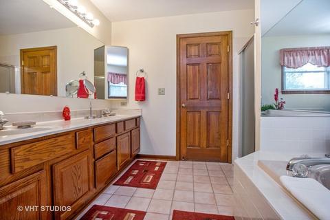1295 Karyn Ct, Sleepy Hollow, IL 60118 photo 11
