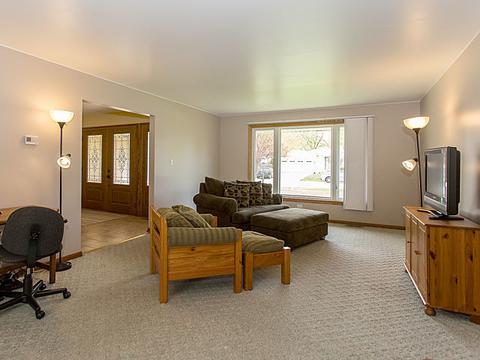 262 N Baynard Rd, Addison, IL 60101 photo 3
