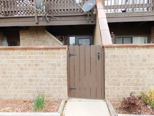 603 Kenneth Cir, Elgin, IL 60120 photo 4