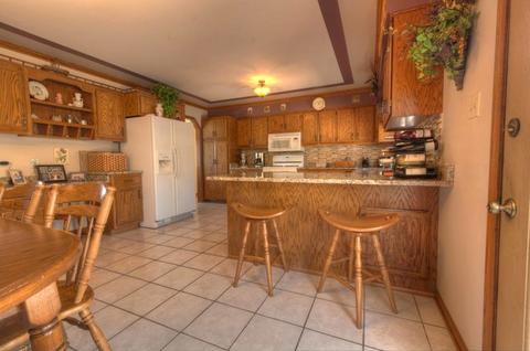 14946 Kilpatrick Ave, Midlothian, IL 60445 photo 7
