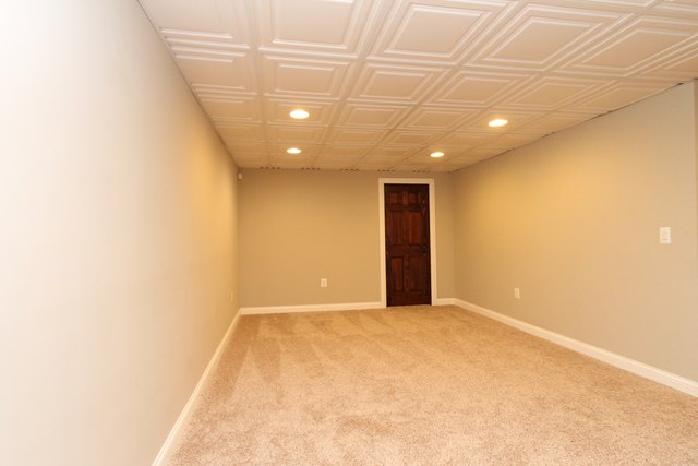 5808 Whiting Dr, Mchenry, IL 60050 photo 28