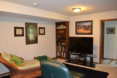 601 E Bauer Rd, Naperville, IL 60563 photo 19
