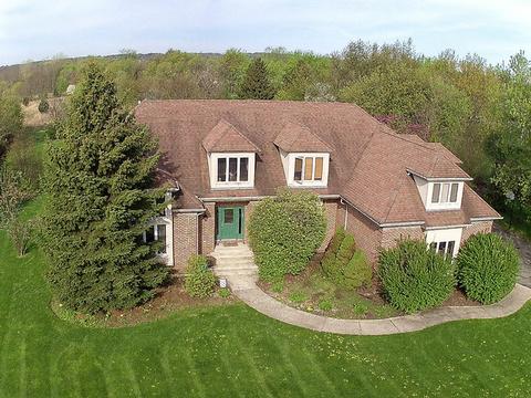 68 Katrina Ln, Sleepy Hollow, IL 60118 photo 1