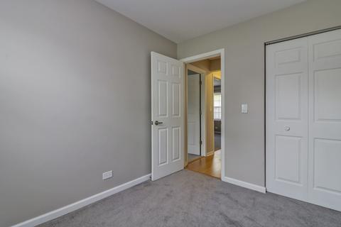 256 Plainview Dr, Bolingbrook, IL 60440 photo 15