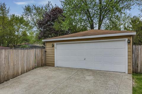 256 Plainview Dr, Bolingbrook, IL 60440 photo 37