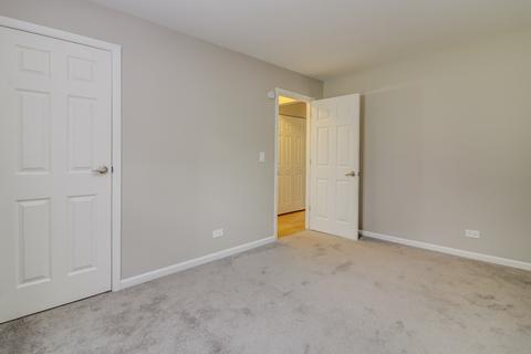 256 Plainview Dr, Bolingbrook, IL 60440 photo 18