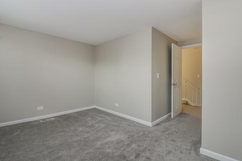 256 Plainview Dr, Bolingbrook, IL 60440 photo 29