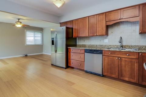 256 Plainview Dr, Bolingbrook, IL 60440 photo 22