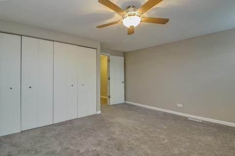 256 Plainview Dr, Bolingbrook, IL 60440 photo 33