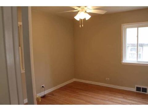 14516 Trumbull Ave, Midlothian, IL 60445 photo 14