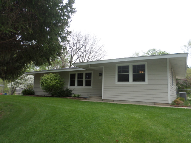 5402 Memory Trl, Mchenry, IL 60051 photo 1