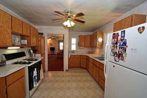 2117 Maple Rd, Joliet, IL 60432 photo 6