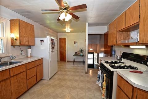 2117 Maple Rd, Joliet, IL 60432 photo 5