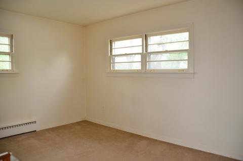 2360 Cedar St, Des Plaines, IL 60018 photo 9