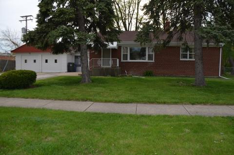 2360 Cedar St, Des Plaines, IL 60018 photo 1