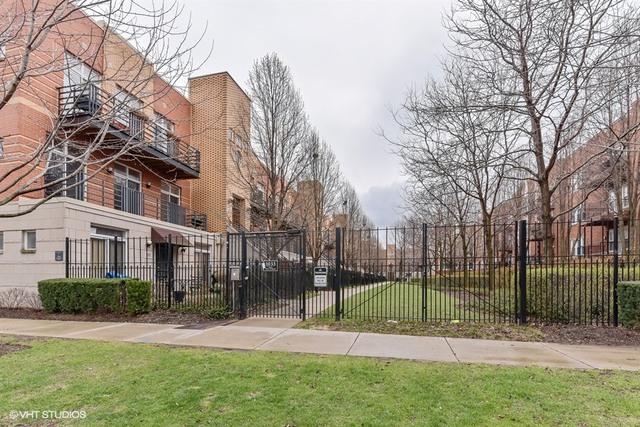 1033 E 46th St #403, Chicago, IL 60653 photo 16