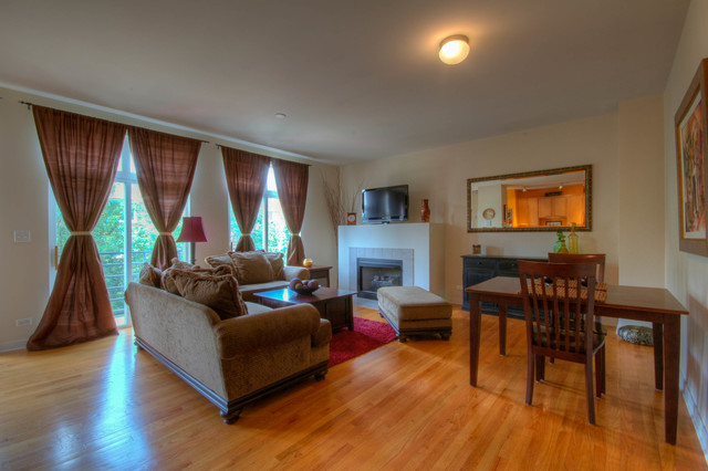 1033 E 46th St #403, Chicago, IL 60653 photo 3