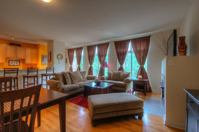 1033 E 46th St #403, Chicago, IL 60653 photo 5