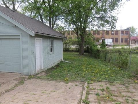 933 E Galena Blvd, Aurora, IL 60505 photo 9