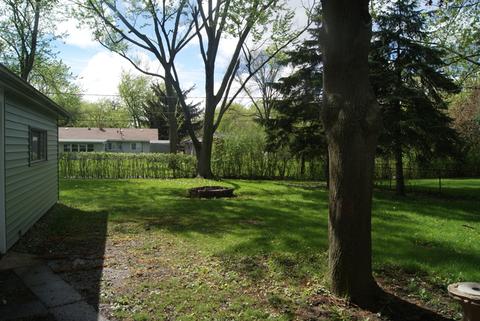 730 Olive St, Hoffman Estates, IL 60169 photo 16