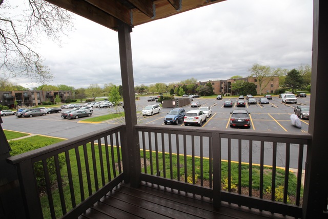 1482 Stonebridge Cir #C8, Wheaton, IL 60189 photo 14