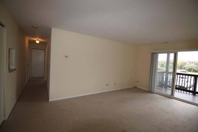 1482 Stonebridge Cir #C8, Wheaton, IL 60189 photo 12