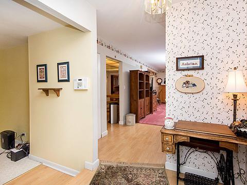 531 Walker Dr, Bolingbrook, IL 60440 photo 5