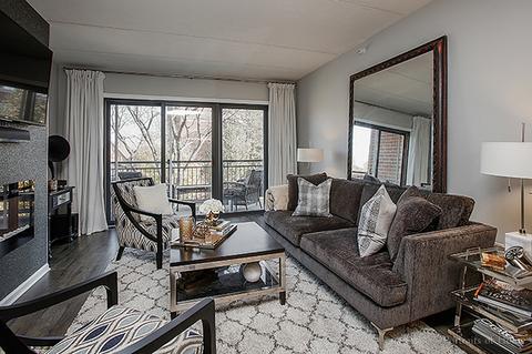 100 N Gary Ave #302, Wheaton, IL 60187 photo 3