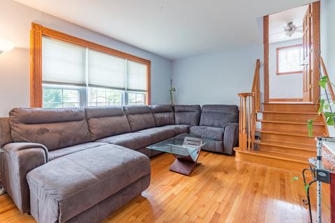 439 W Winthrop Ave, Addison, IL 60101 photo 2