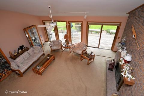 6523 Sycamore Ct, Mchenry, IL 60050 photo 5