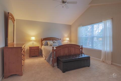2459 Baldwin Ct, Aurora, IL 60503 photo 9