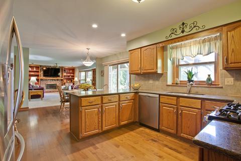 1450 Gaslight Dr, Algonquin, IL 60102 photo 8