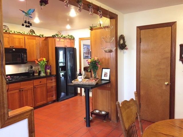 827 S 3rd Ave, Des Plaines, IL 60016 photo 9