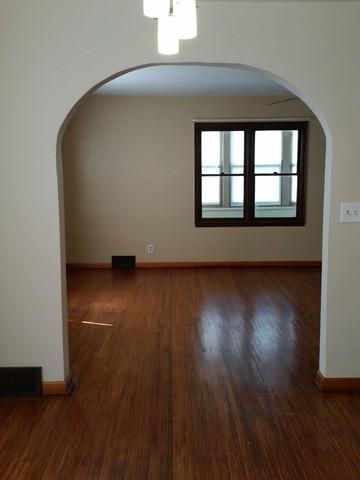 1160 Pleasant Pl, Aurora, IL 60505 photo 5
