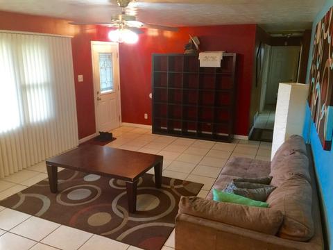 995 Eunice Ave, Joliet, IL 60433 photo 3