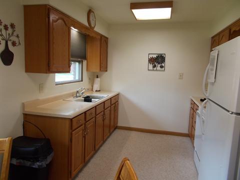 606 Clark St, Oglesby, IL 61348 photo 4