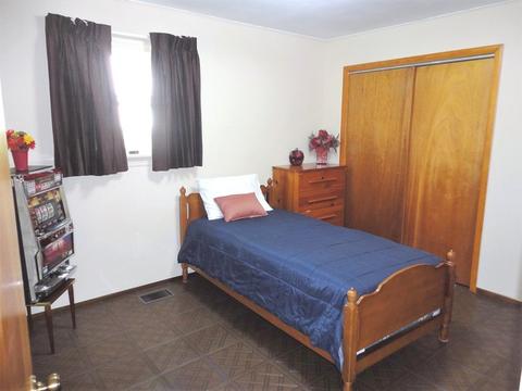 2010 St James St, Rolling Meadows, IL 60008 photo 17