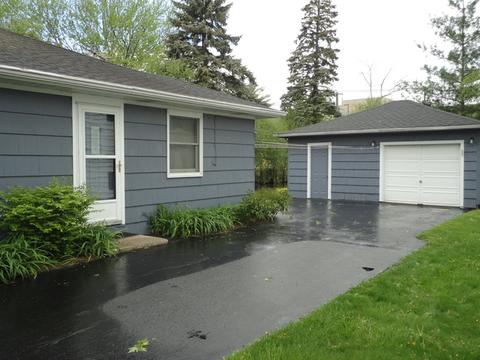 2010 St James St, Rolling Meadows, IL 60008 photo 3