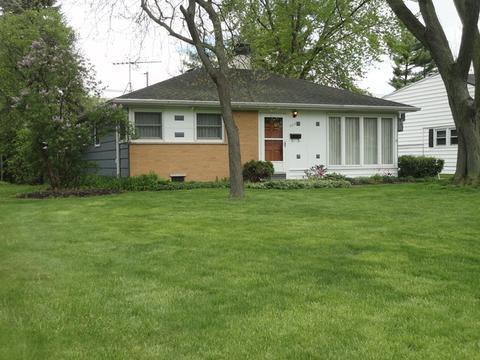 2010 St James St, Rolling Meadows, IL 60008 photo 2