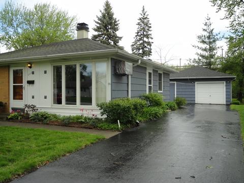 2010 St James St, Rolling Meadows, IL 60008 photo 1